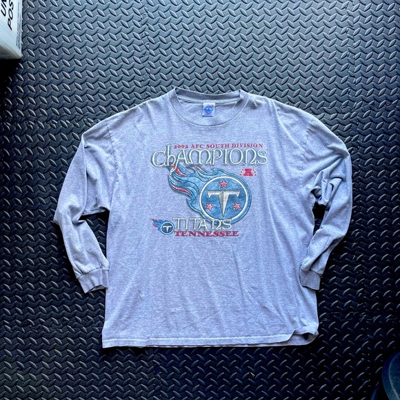 TITANS 2002 AFC SOUTH CHAMPIONS - Picture 1 of 5